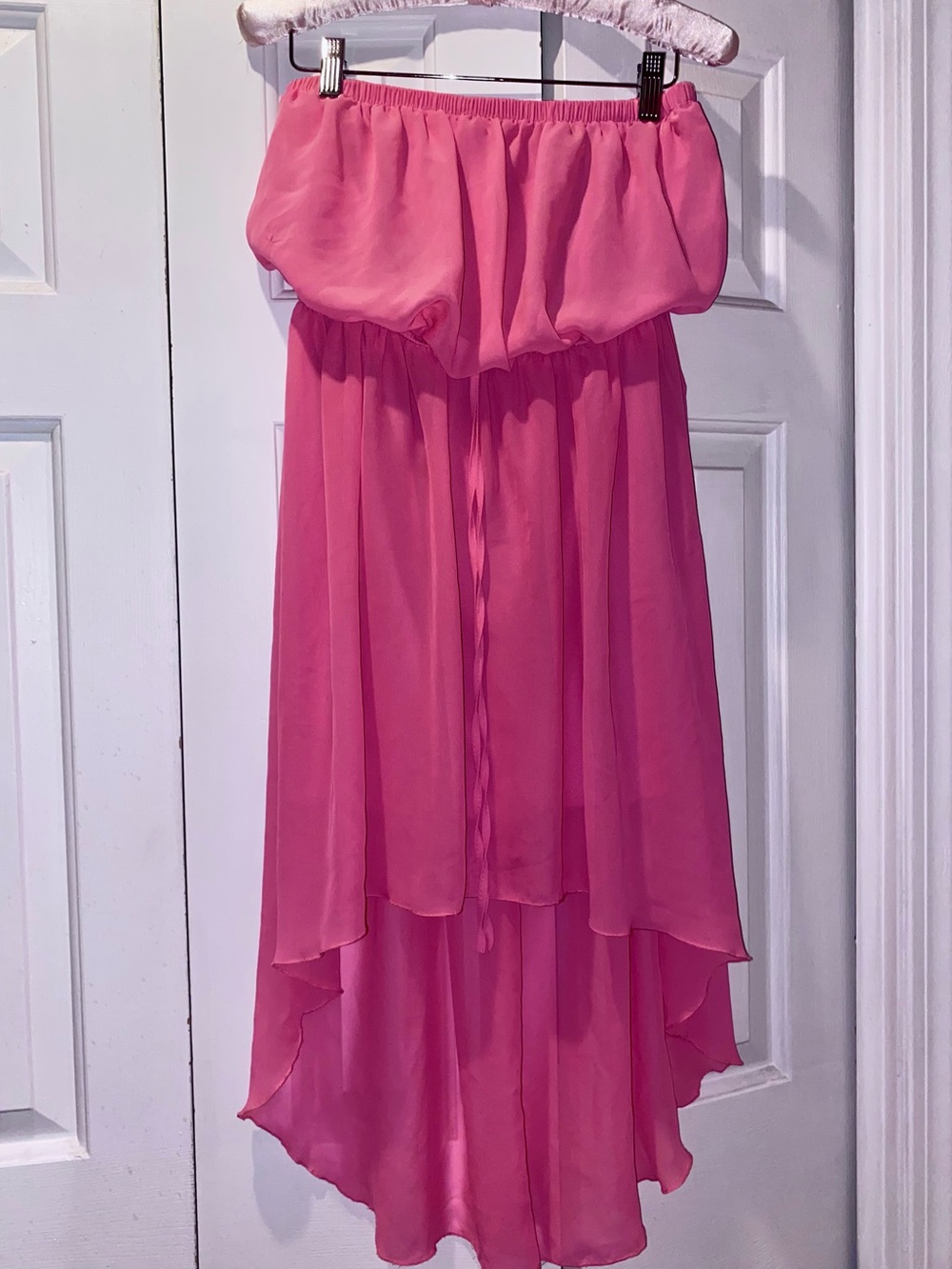 Cute summer lightweight shrimp coral sundress hi low size M